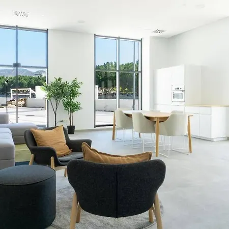 Appartement Skyline With Pool - Floor 26 - Free Parking Málaga