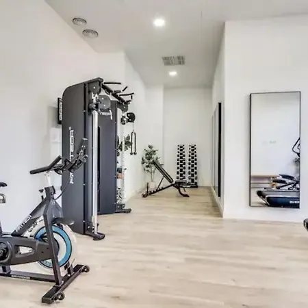 Skyline With Pool - Floor 26 - Free Parking Apartment Malaga